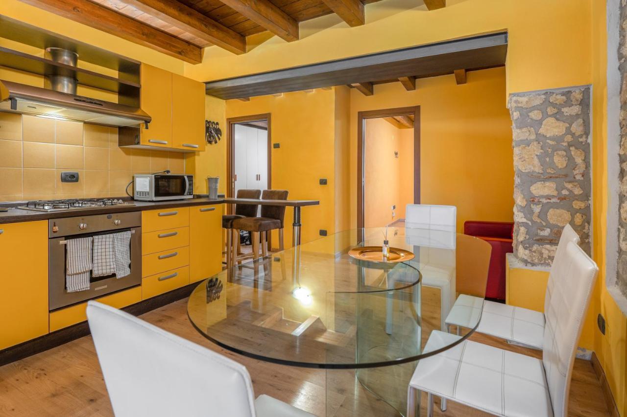 Stylish 2 Bedroom With Balcony Верона Екстер'єр фото